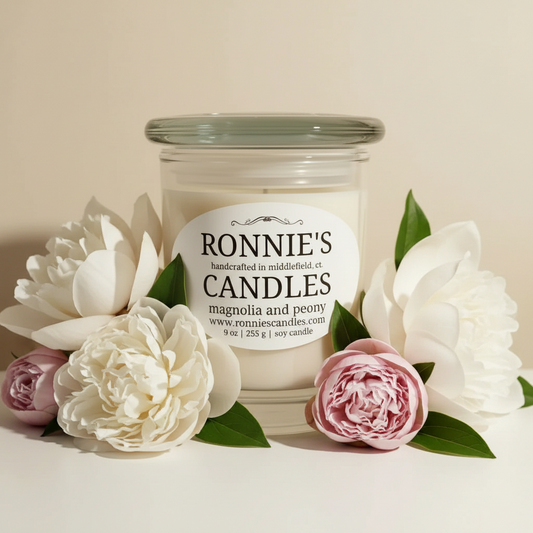 Elegant soy candle with lovely Magnolia and Peony scent, perfect for a soothing aromatic ambiance.