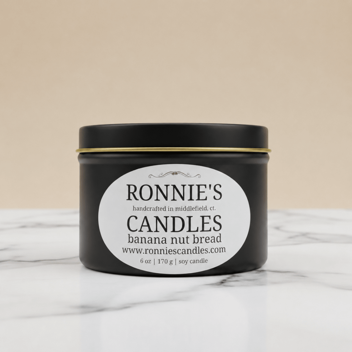 Banana-scented candle with cotton wick and soy wax, inspired by banana nut bread aroma for a cozy ambiance