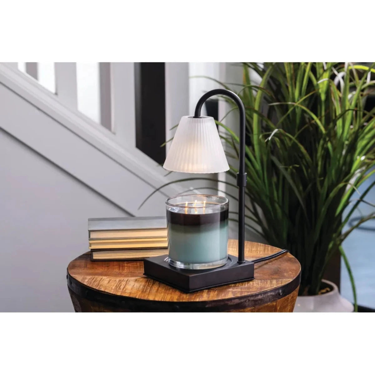 Electric stylish candle warmer that enhances ambiance with modern design and efficient heating technology