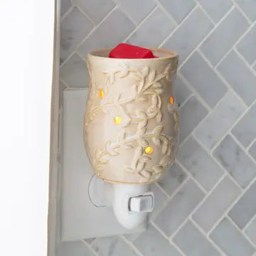 Pluggable Wax Warmer Classic Chai