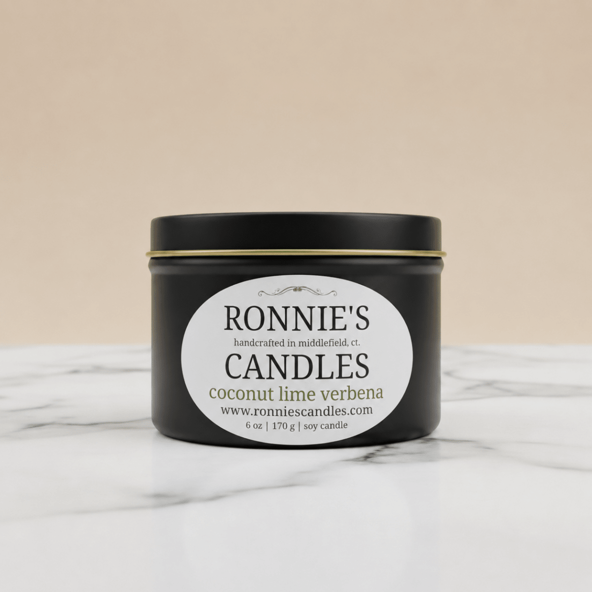 Natural soy candle with refreshing coconut and zesty lime scent, perfect for an eco-friendly home ambiance.