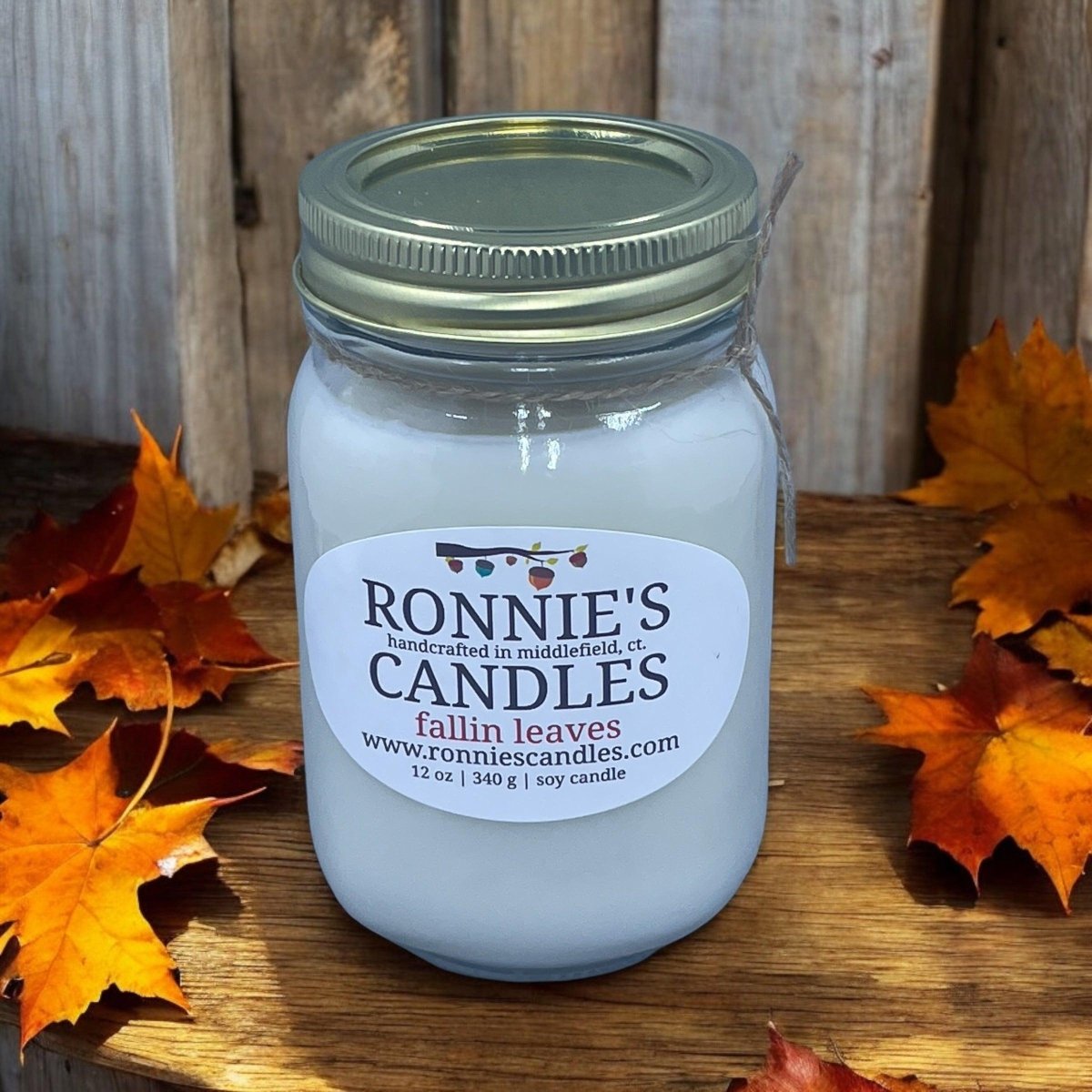 Fallen leaves soy candle infused with natural maple fragrance for a cozy autumn ambiance