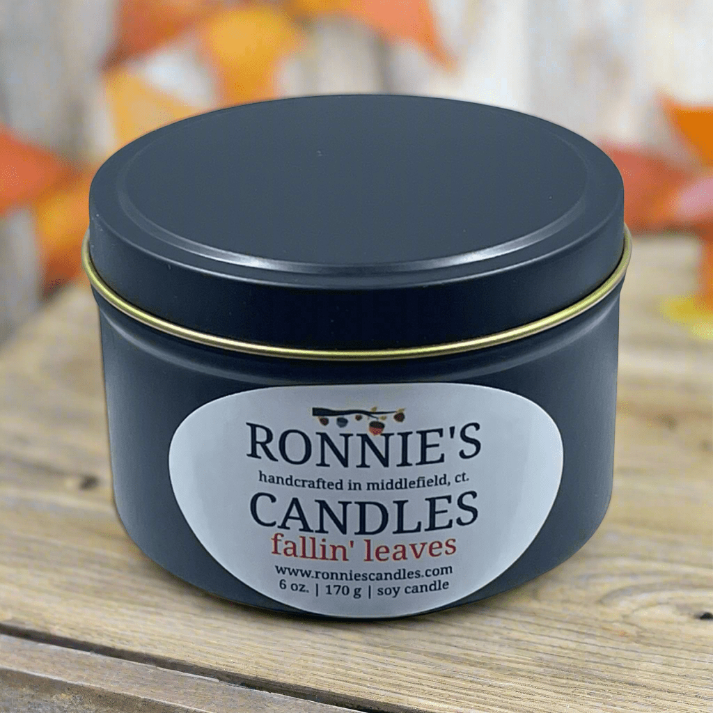 Fallen leaves soy candle infused with natural maple fragrance for a cozy autumn ambiance