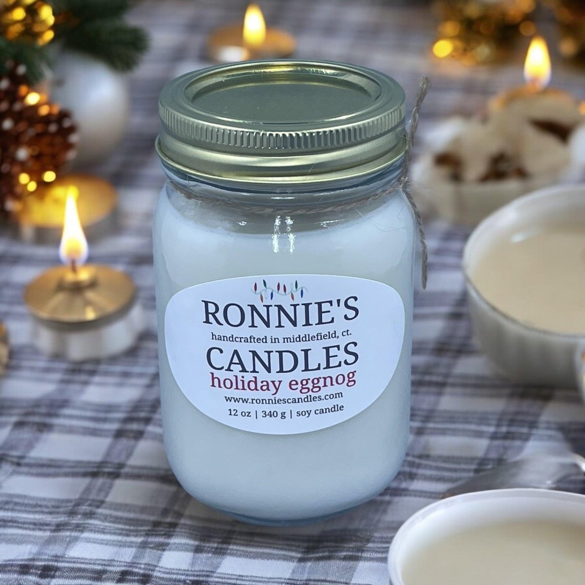 Luxury holiday eggnog soy candle, non-toxic and long-burning for elegant festive ambiance