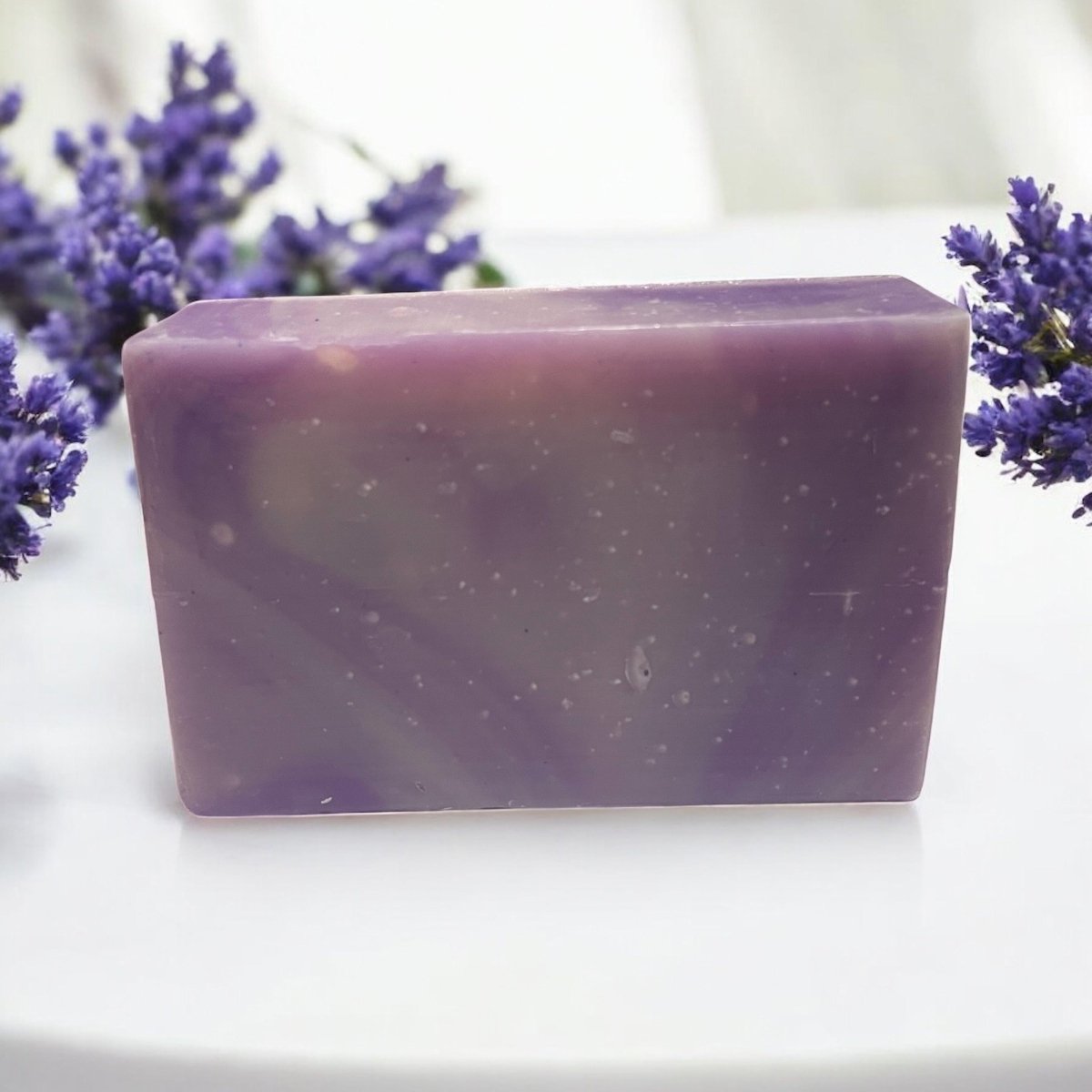 Lavender soap bar with natural fragrance, ideal for soothing and moisturizing skin care routines