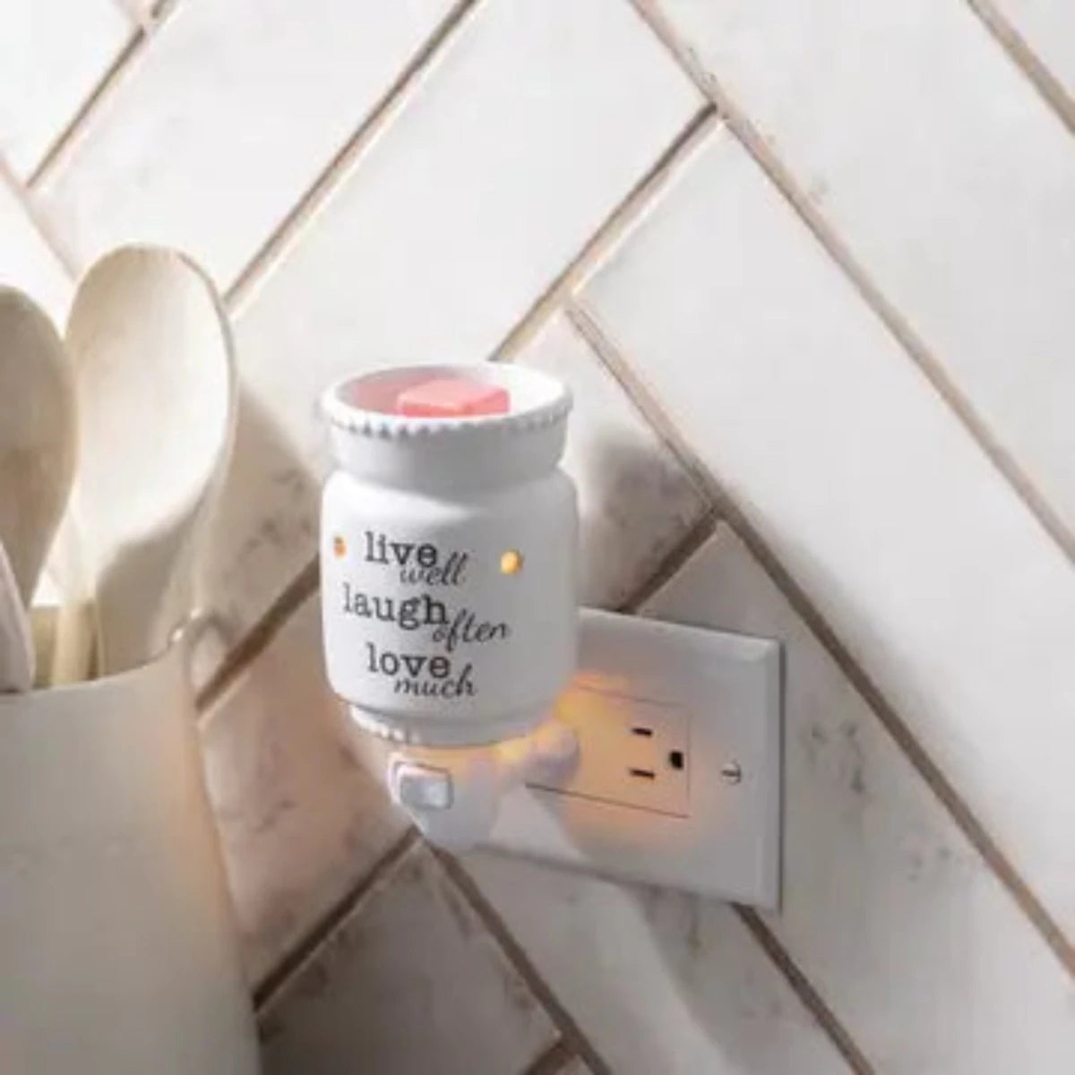 Elegant Wax Warmer with Live Laugh Love Design, ideal for soy melts, enhancing home ambiance