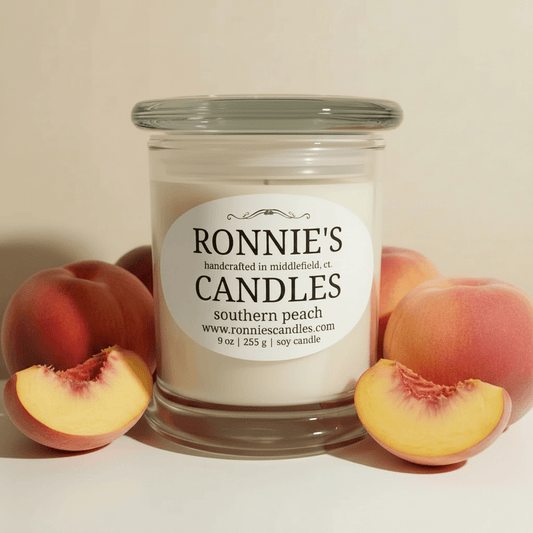 Southern Peach soy candle featuring a fresh peach scent, clean burning for an inviting atmosphere.