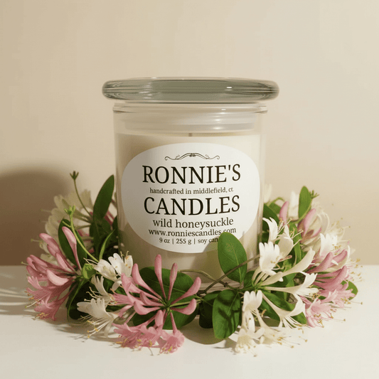 Wild Honeysuckle soy candle with authentic fragrance for a natural aromatic experience